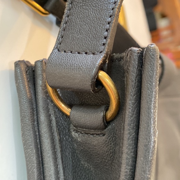 YSL Ligne Gray Yves St Laurent Shoulder Bag Card Compartments Brass-Tone Y Purse - Picture 8 of 11